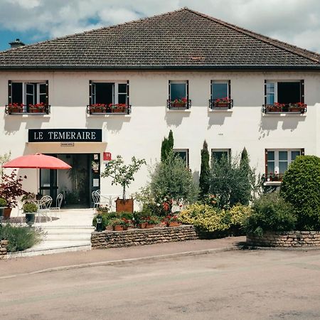 Hotel Le Temeraire Charolles Bagian luar foto